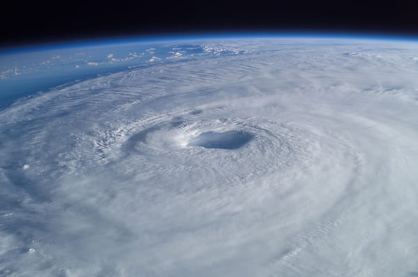 Google and U.S. experts team up on AI hurricane forecasts