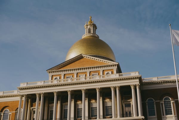 Massachusetts bill expands AI rules for hiring and background checks